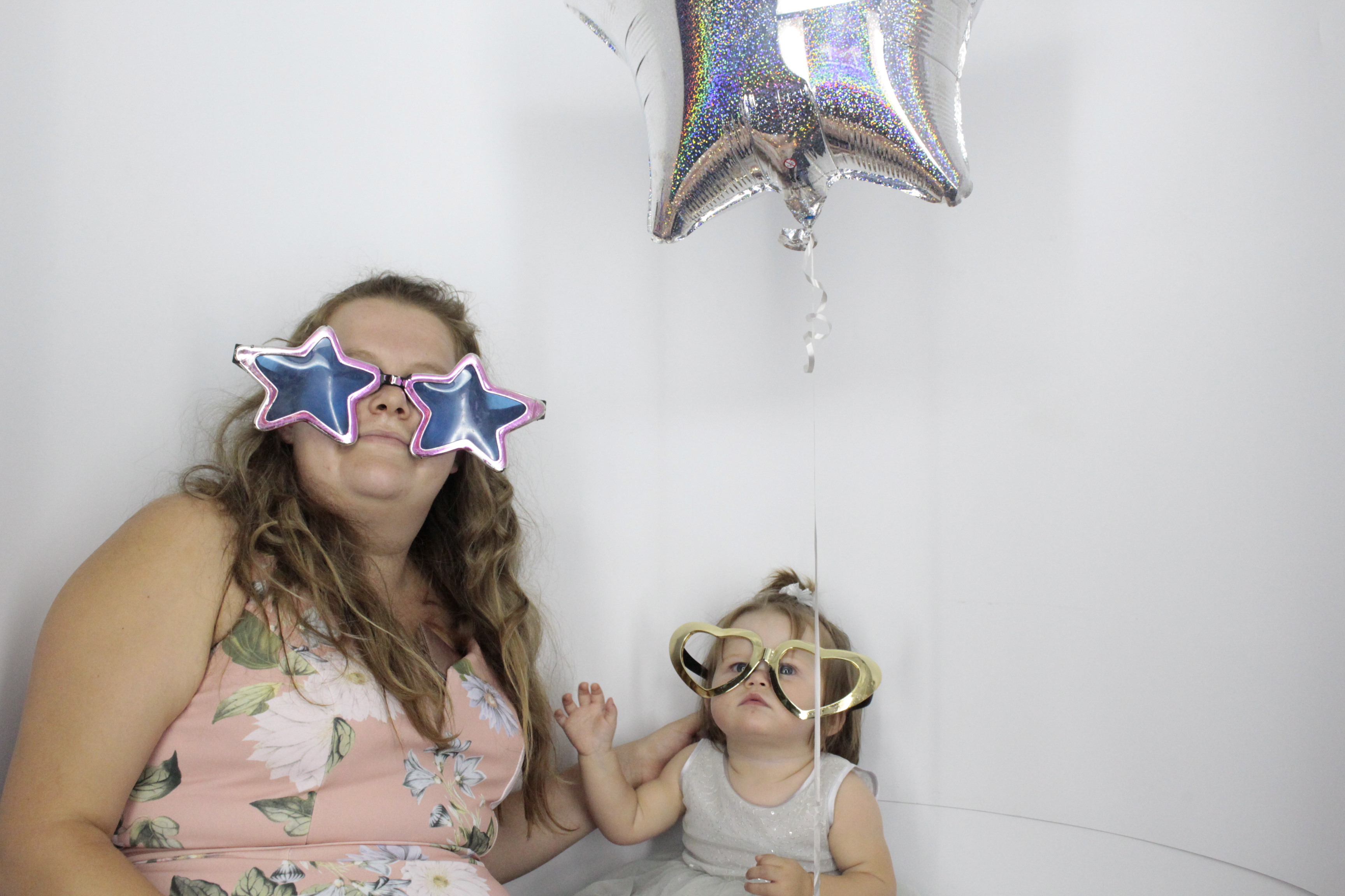 Ellesse's 21st Birthday | View more photos from the event at gallery.myphotoboothexperience.co.uk/u/MyPhotoBoothExperienceLtd/Ellesses-21st-Birthday